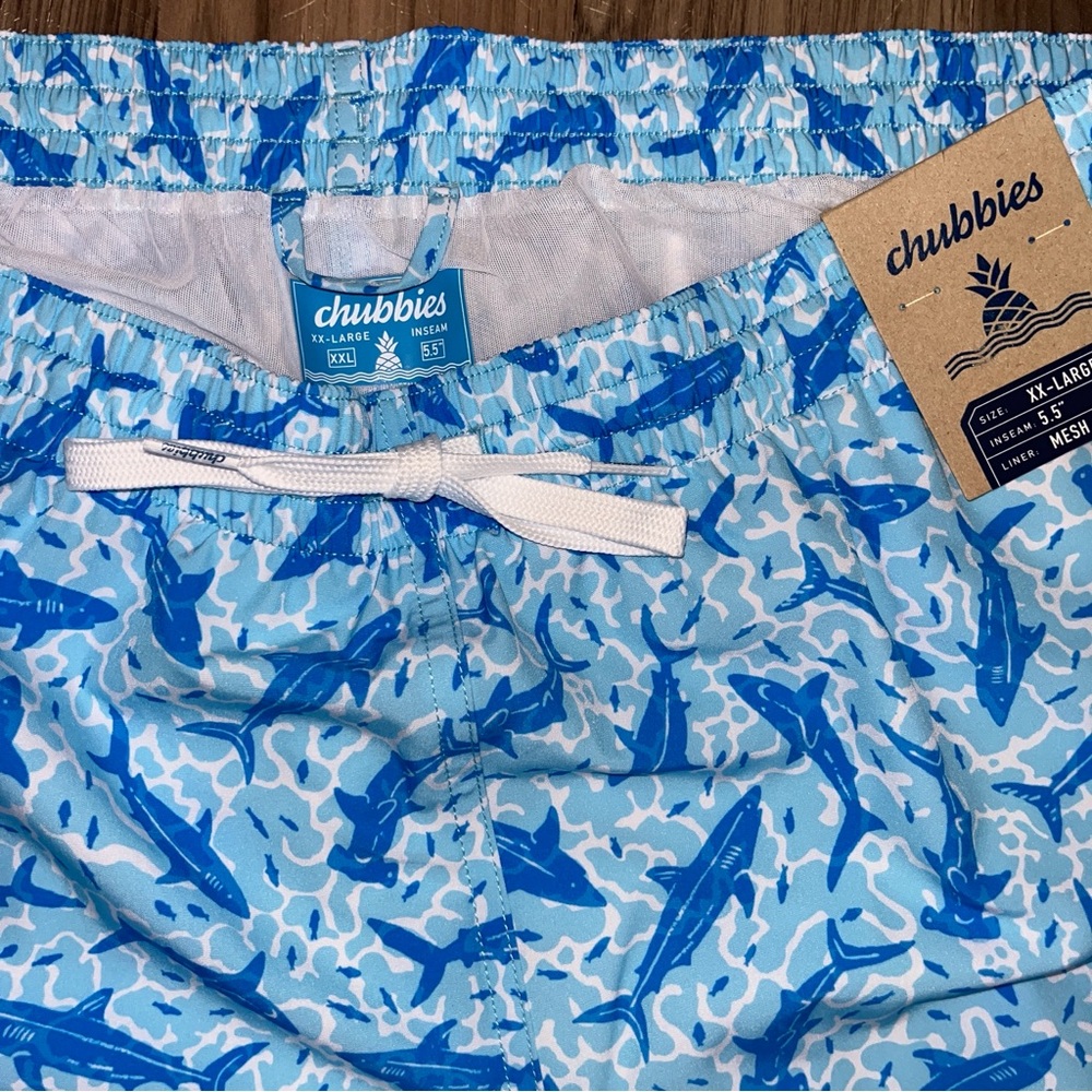 Chubbies Men's Swim Trunks w/Liner Size 2XL "The Shark Sides" 5.5" Inseam - New